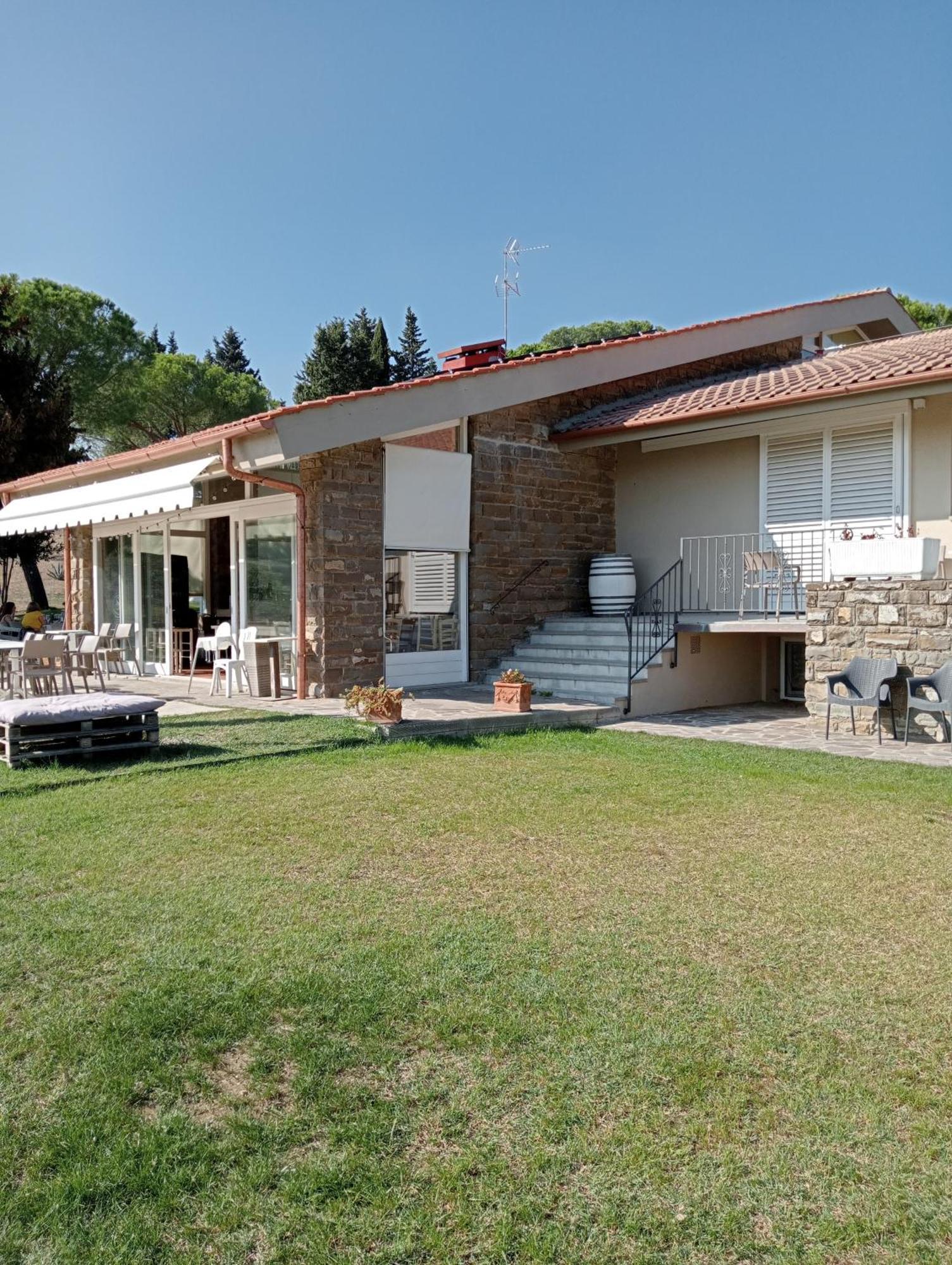 מלון סטרדה Casa Di Palaia מראה חיצוני תמונה