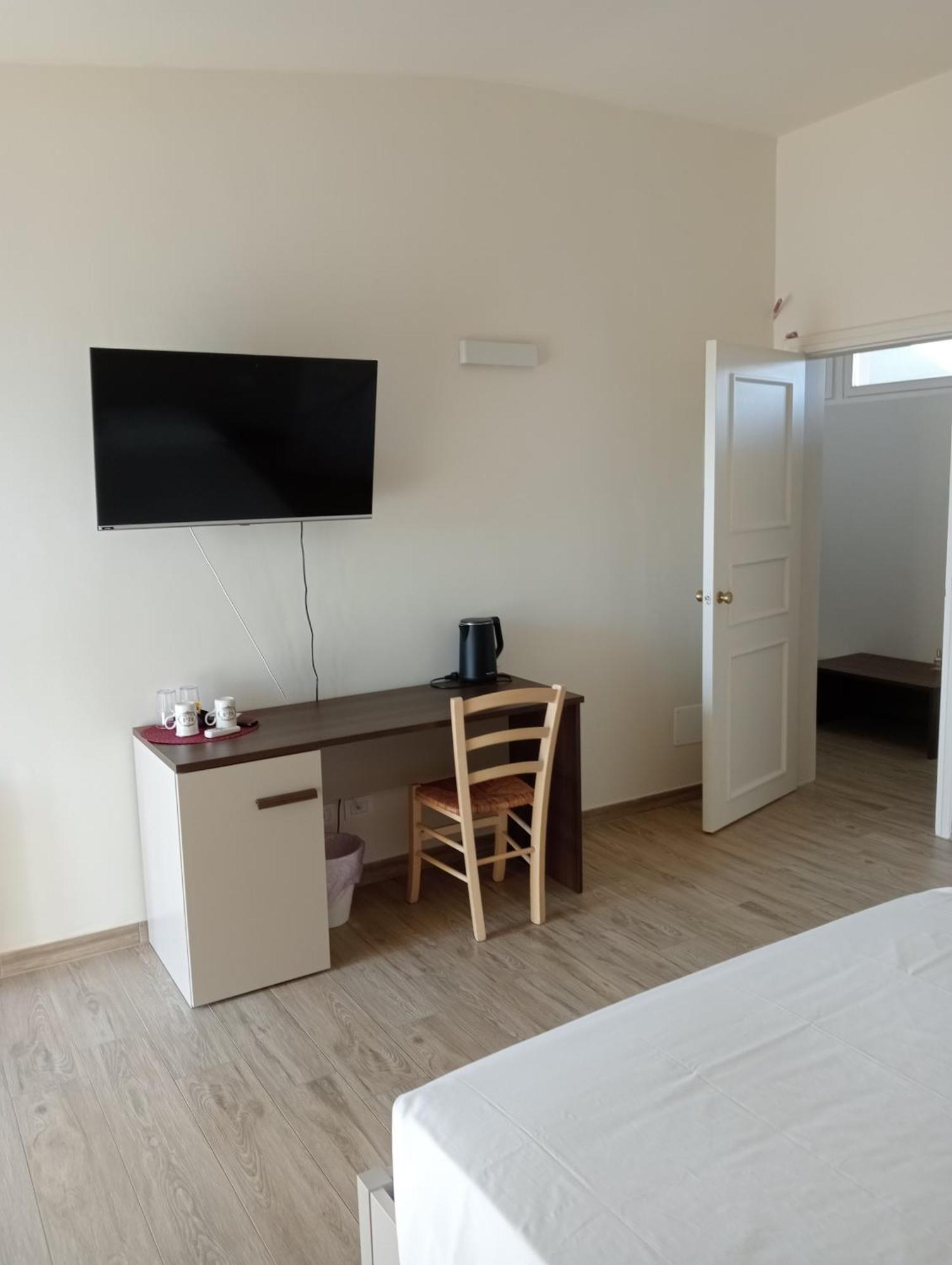 מלון סטרדה Casa Di Palaia מראה חיצוני תמונה